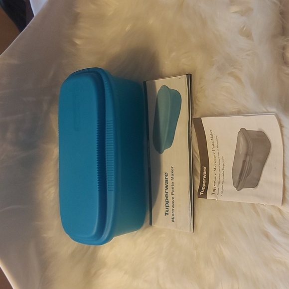 TUPPERWARE MICROWAVE PASTA MAKER - Picture 1 of 5